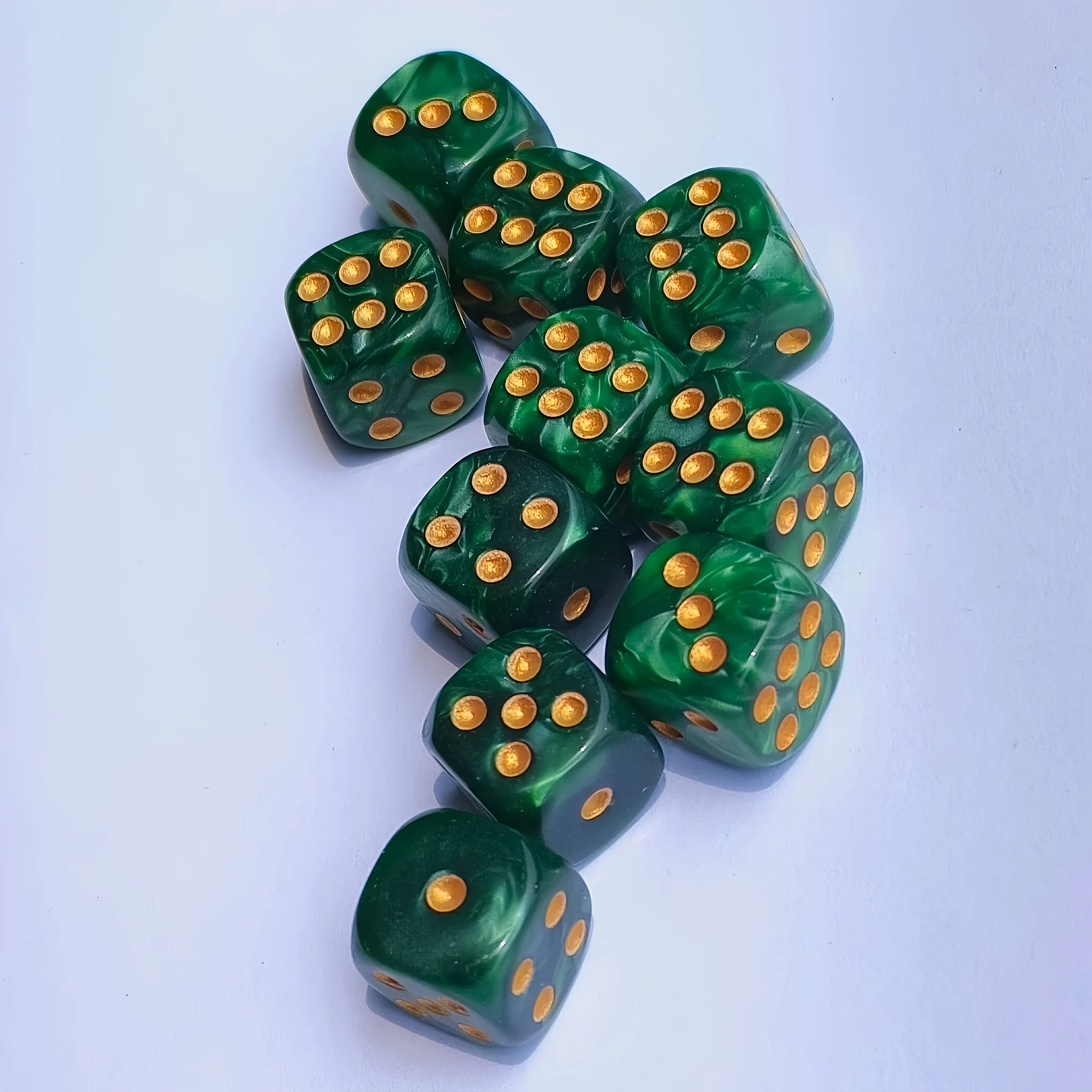 10Pcs 12mm Pearl Swirl D6 Dice - Tablet Gaming Accessories 评论和价格